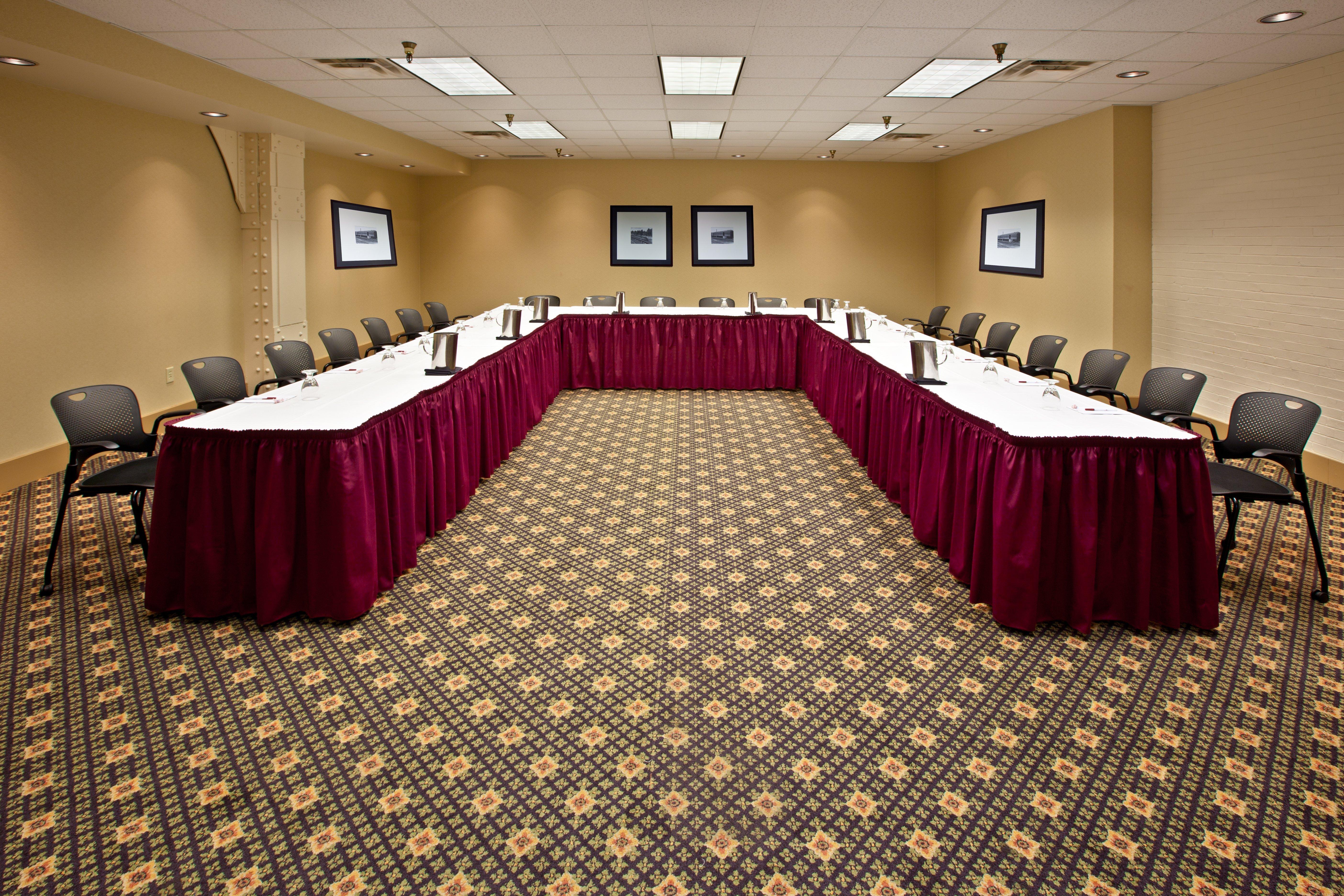 Hotel Crowne Plaza Indianapolis-Dwtn-Union Stn By Ihg Esterno foto