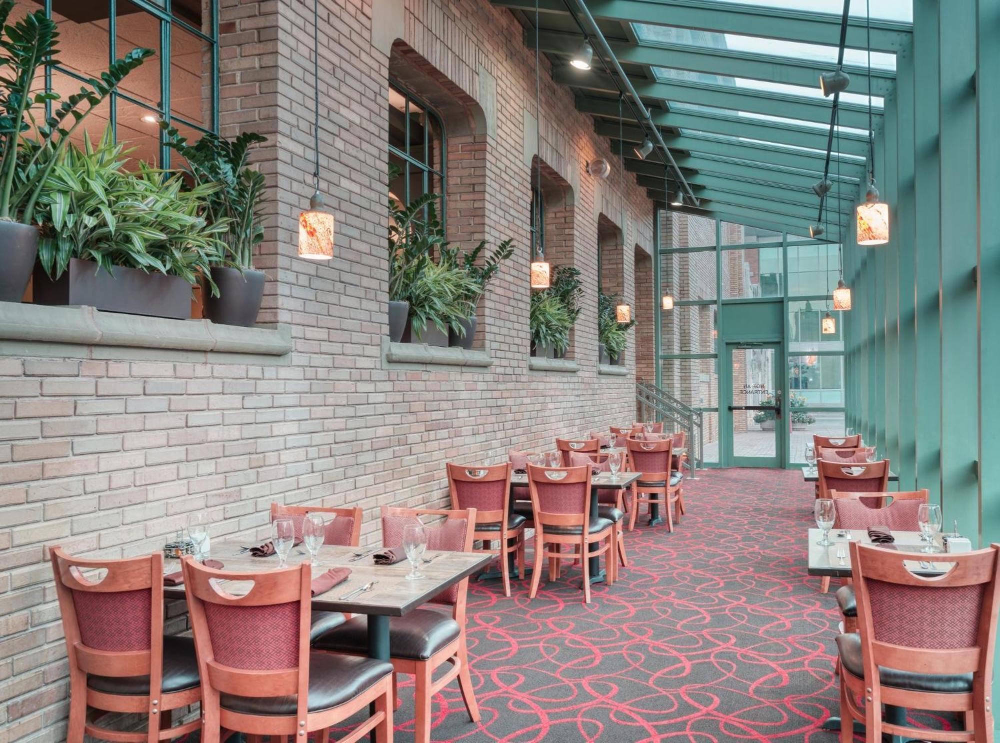 Hotel Crowne Plaza Indianapolis-Dwtn-Union Stn By Ihg Esterno foto
