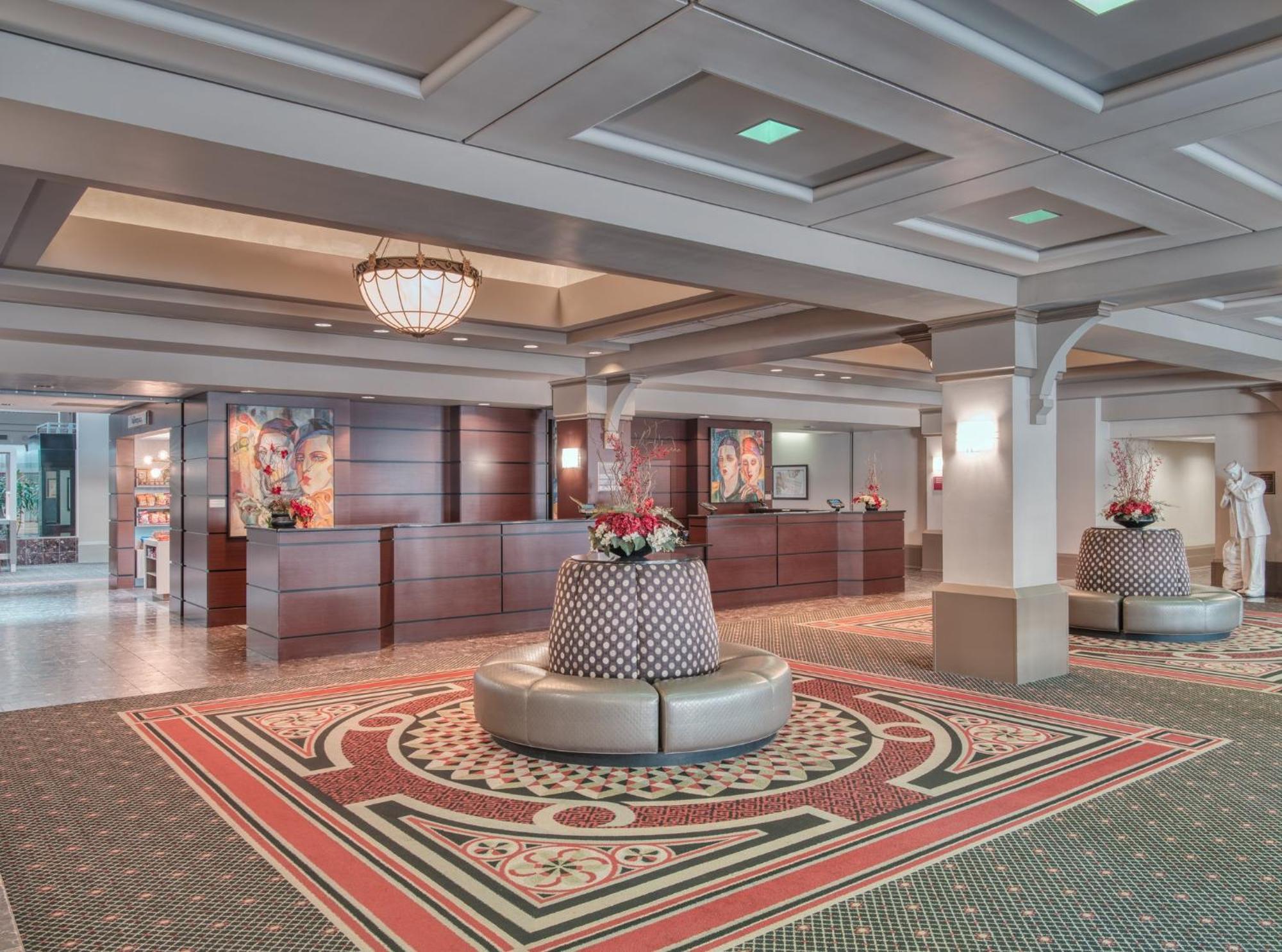 Hotel Crowne Plaza Indianapolis-Dwtn-Union Stn By Ihg Esterno foto