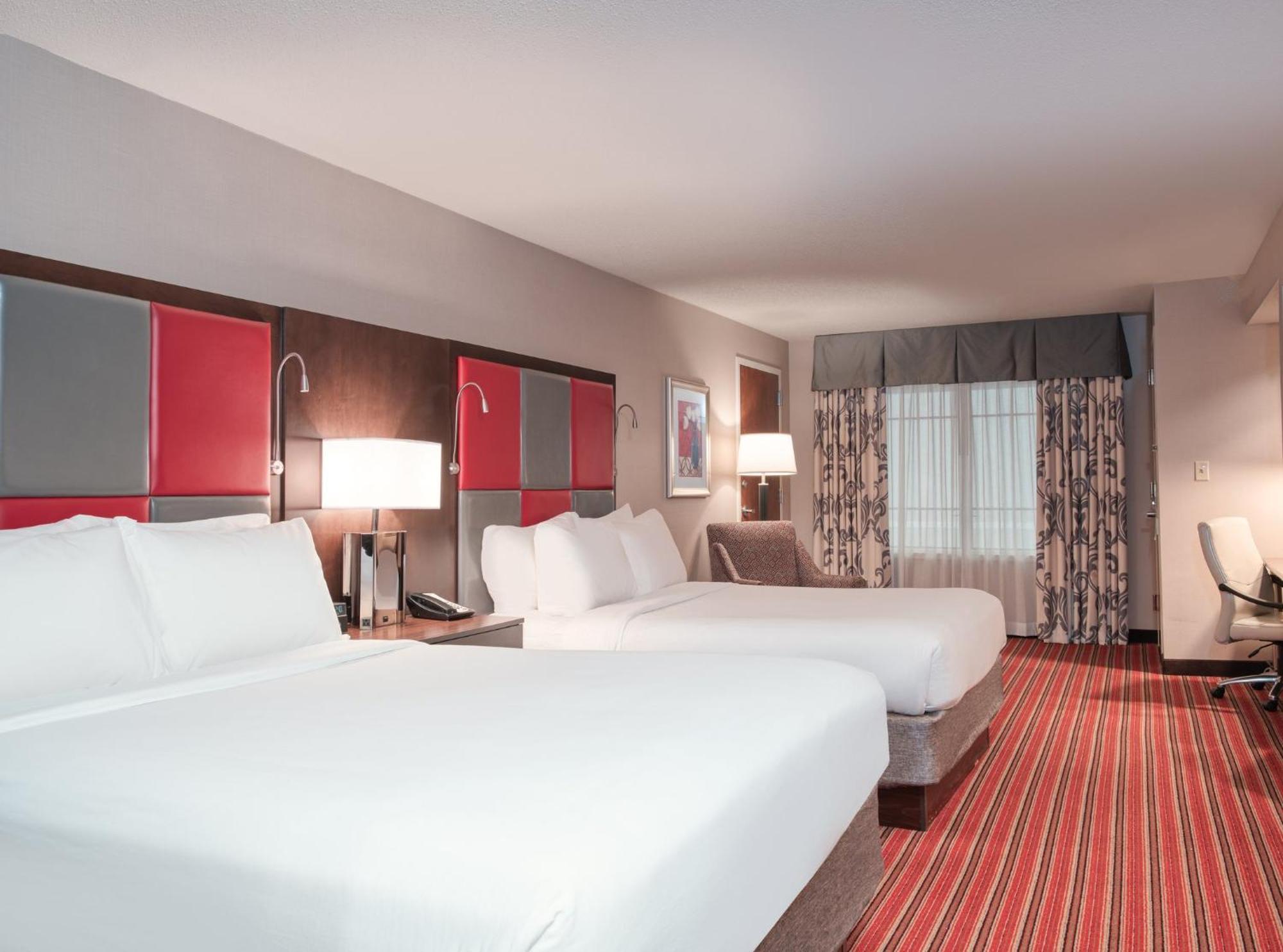Hotel Crowne Plaza Indianapolis-Dwtn-Union Stn By Ihg Esterno foto