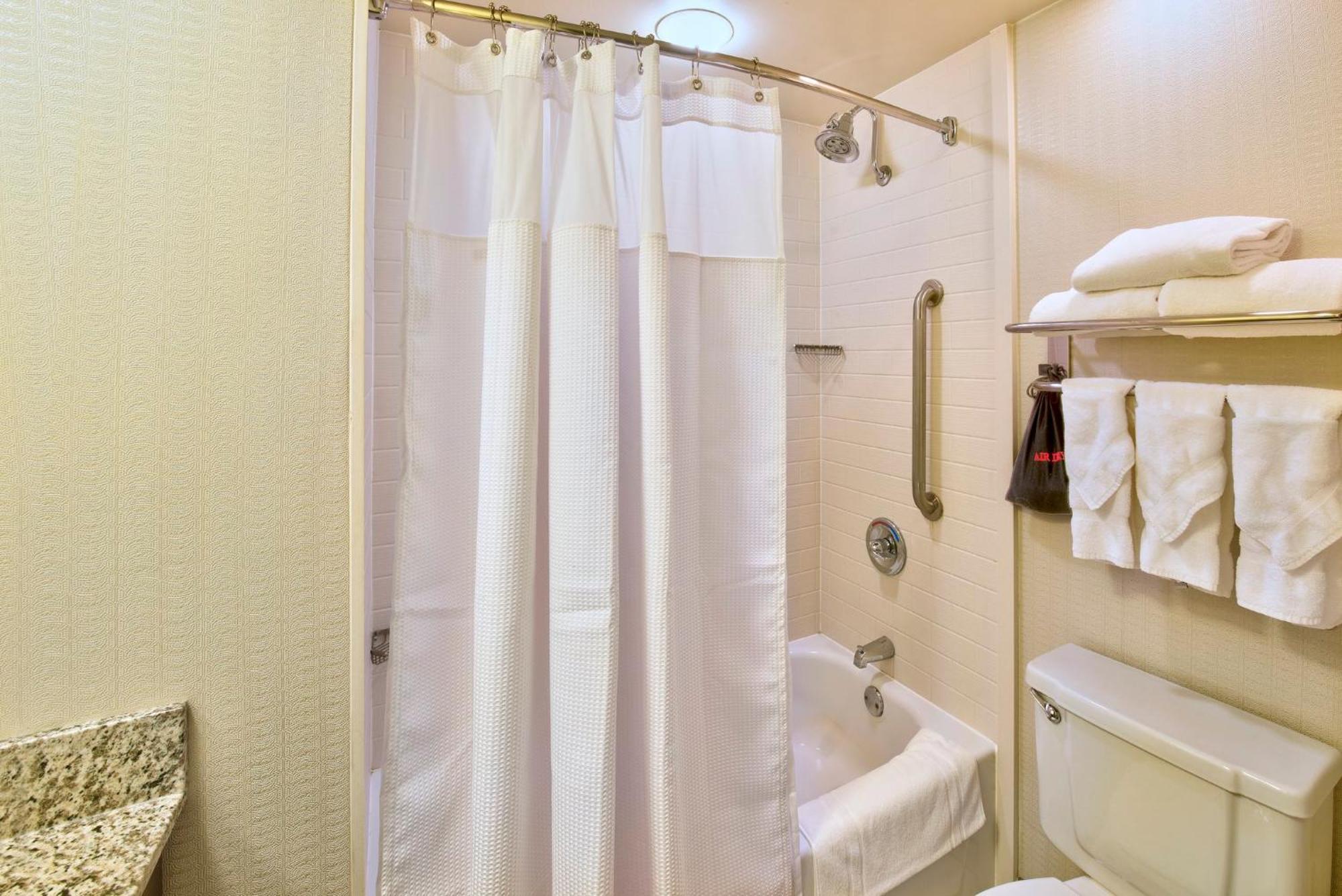 Hotel Crowne Plaza Indianapolis-Dwtn-Union Stn By Ihg Esterno foto